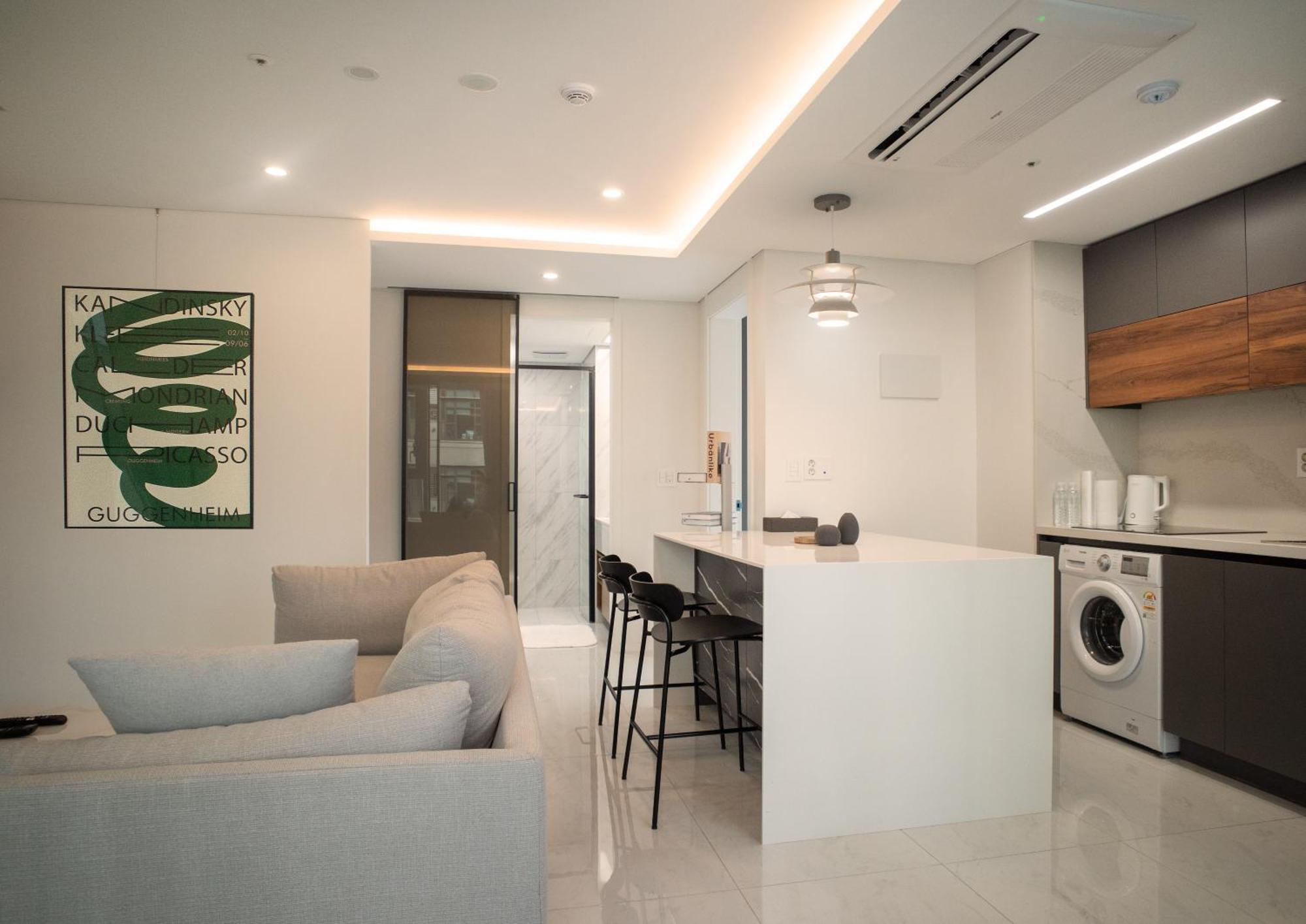 Apartamento Uh Flat The Seocho Seúl Exterior foto