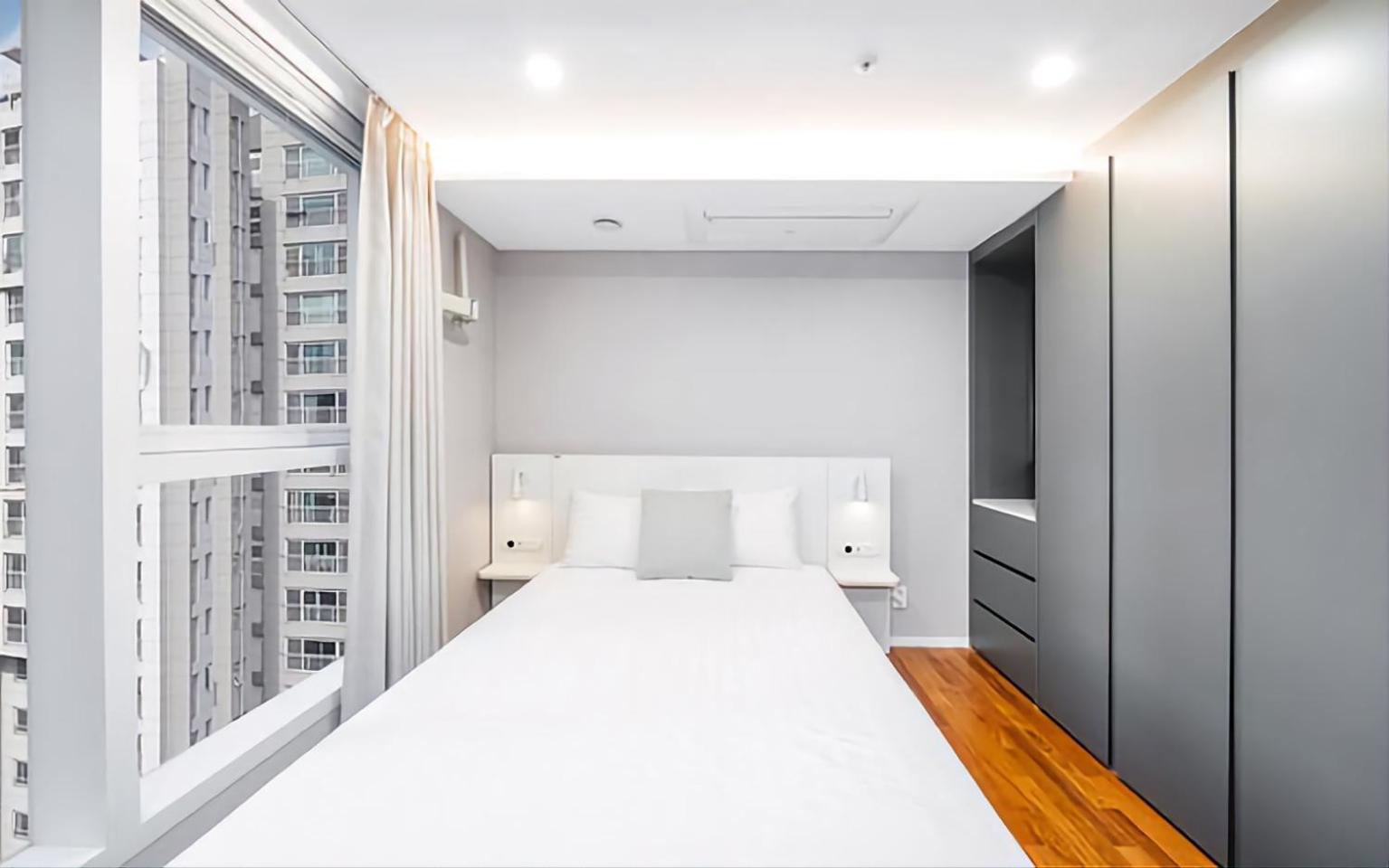 Apartamento Uh Flat The Seocho Seúl Exterior foto