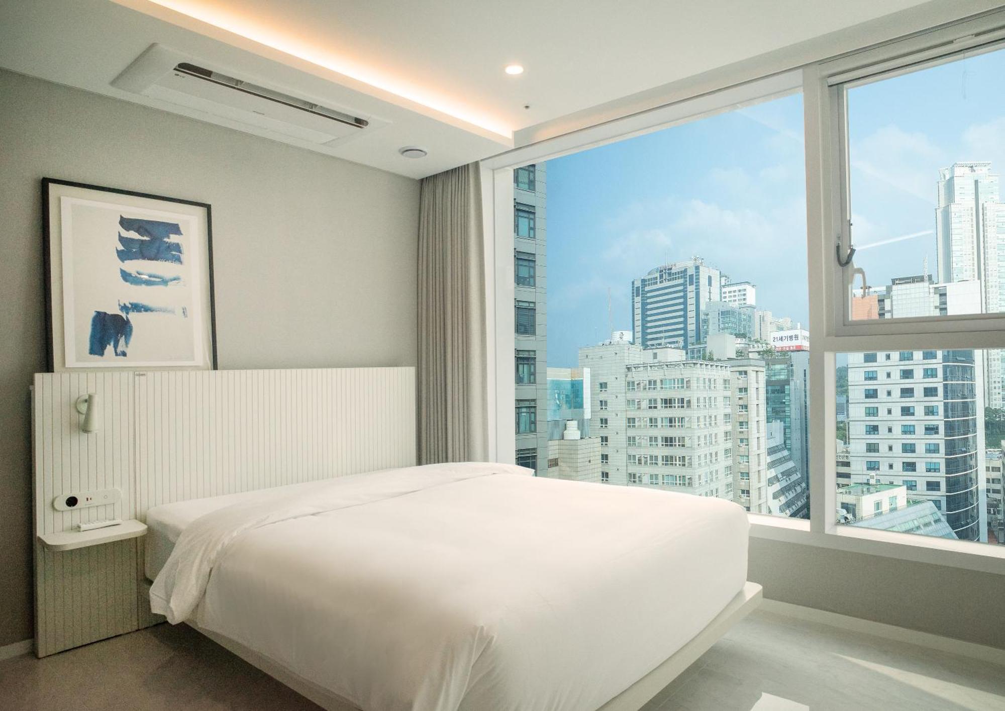 Apartamento Uh Flat The Seocho Seúl Exterior foto